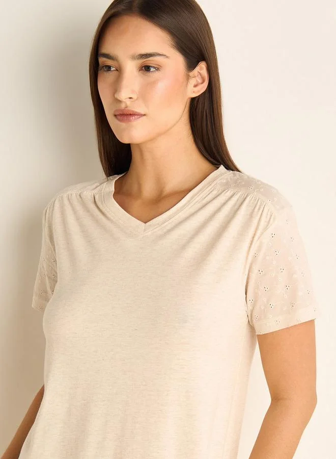 Splash FAV Schiffli Detail Dress with V-neck