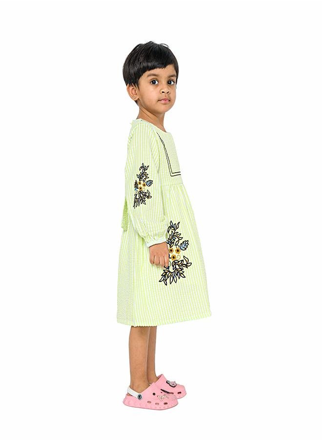 babyqlo Charming green striped dress with embroidery for girls  - Image 4