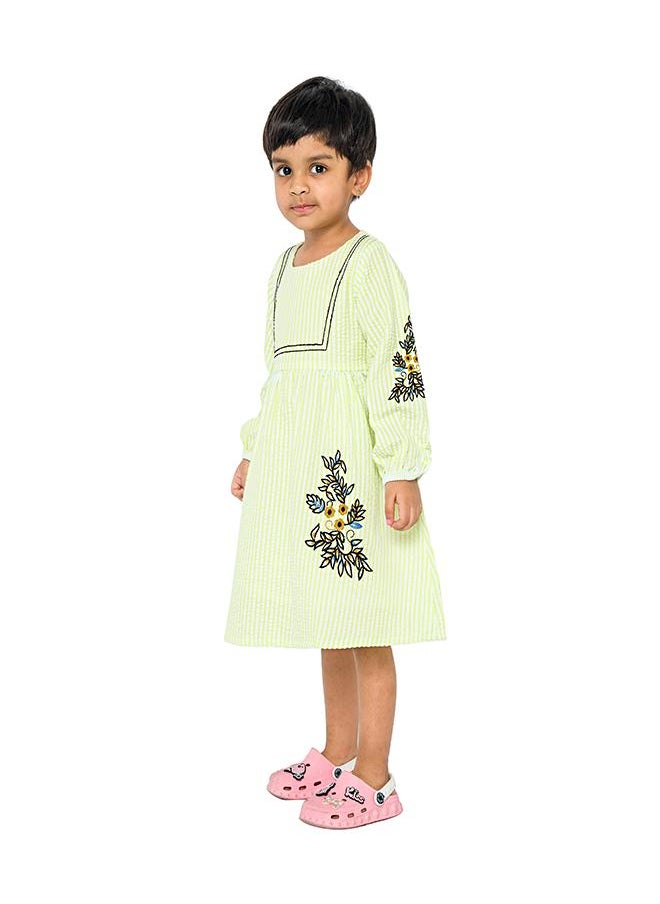 babyqlo Charming green striped dress with embroidery for girls  - Image 3