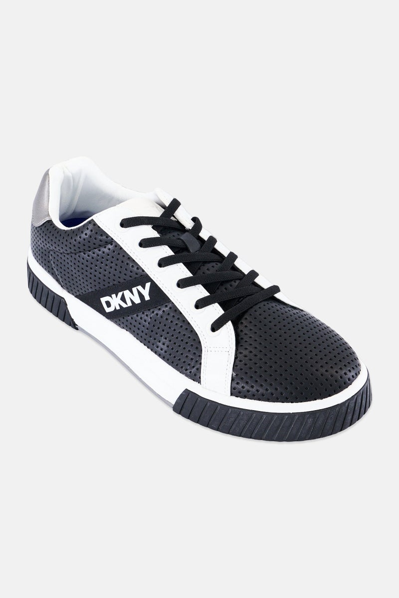 DKNY أحذية كاجوال للرجال متوسطة الحجم، سوداء - Image 1