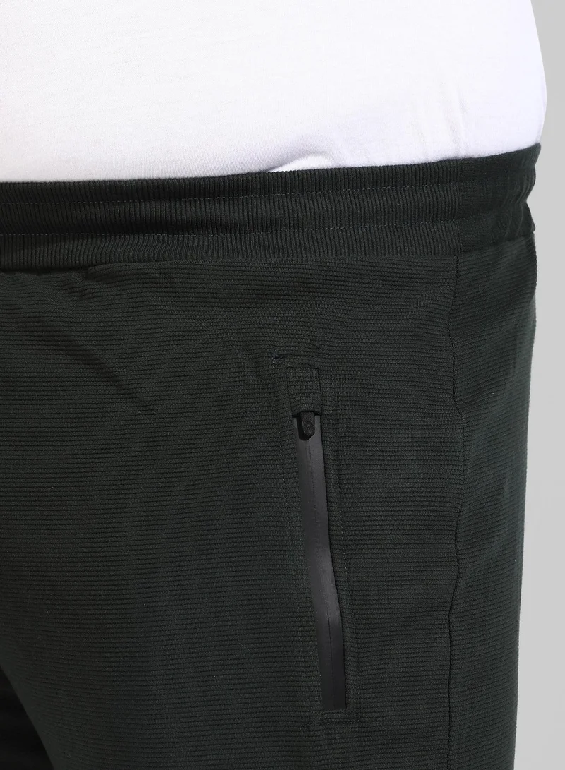 Instafab Plus Men's Cotton Solid Black Regular Fit Trackpants