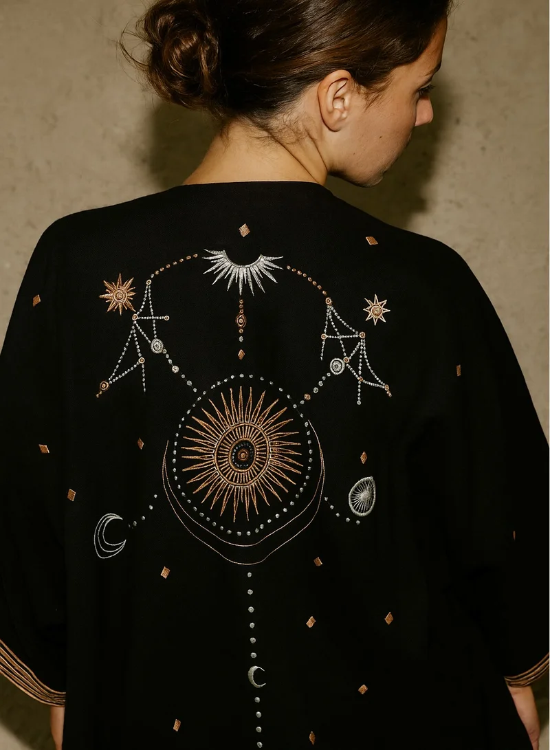 مشروع بلا اسم Layali - Back Show Stopper Abaya