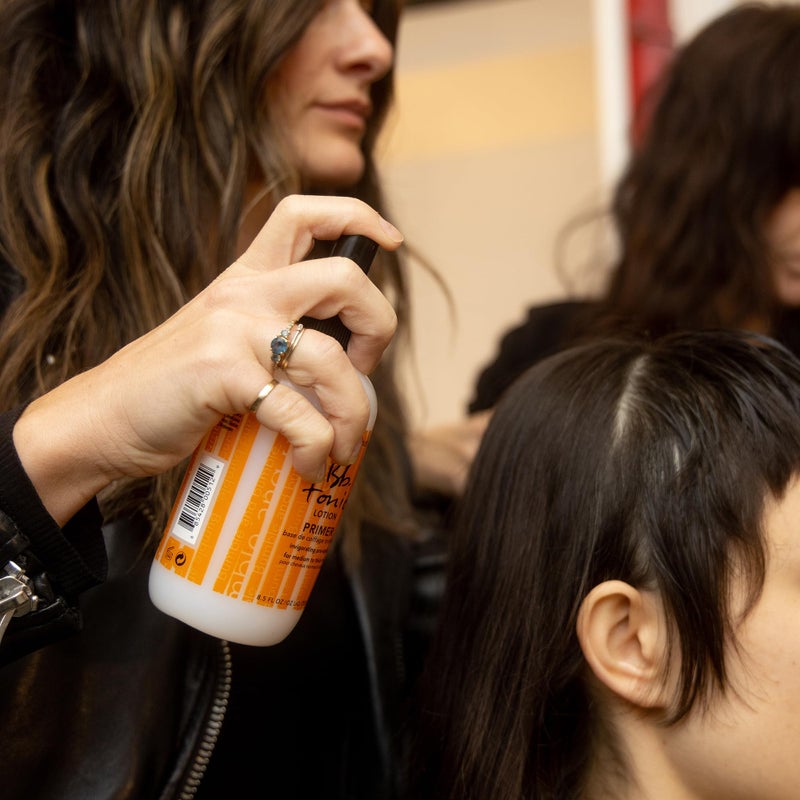 Bumble and bumble. Tonic Lotion Hair Primer with Tea Tree Oil | Detangling + Refreshing | Curly, Wavy, Straight, 8 Fl Oz - Image 2