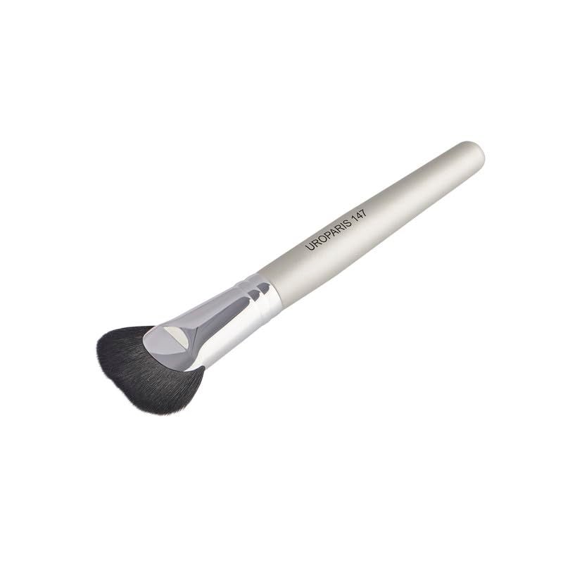 UROPARIS 147 Fan Brush for Makeup Crafted with Natural Bristles Wooden Handle Perfect for Sculpting Contouring Highlighting Silver 1 Piece - Image 2