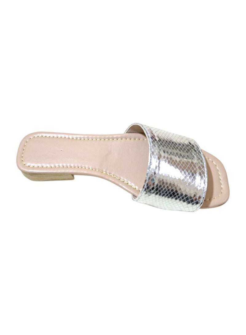Karisma Simple Strap Flat Squared Toe Slippers With Snake Print Material - Image 3