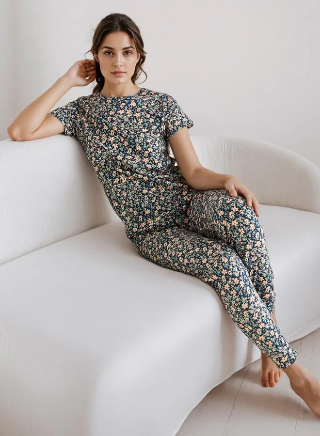 سبلاش فيڤ طقم بيجاما تي شيرت وبنطلون