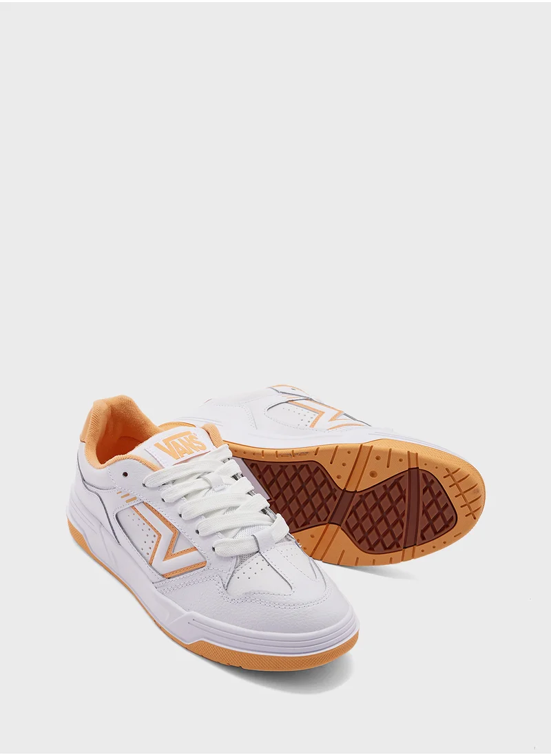 VANS Upland
