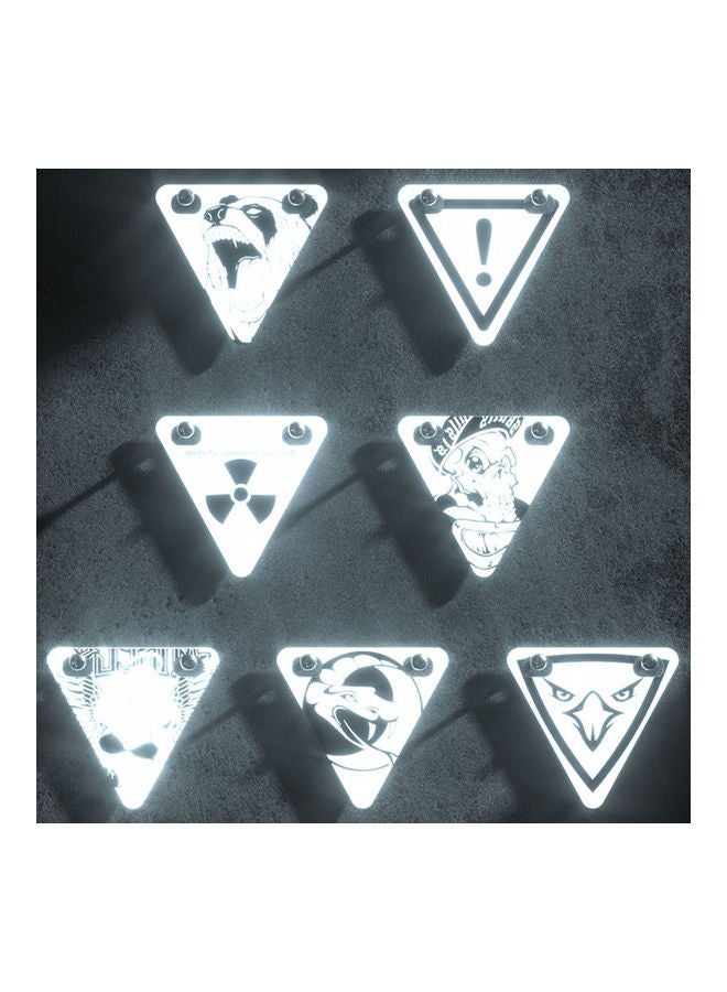 NIBEMINENT Pack of 3 Cycling Reflective Sign Bicycle Warning Triangle Reflector Night Magnetic Stickers for Running Riding Outdoor Sports 6.7x1x6.3cm - Image 3