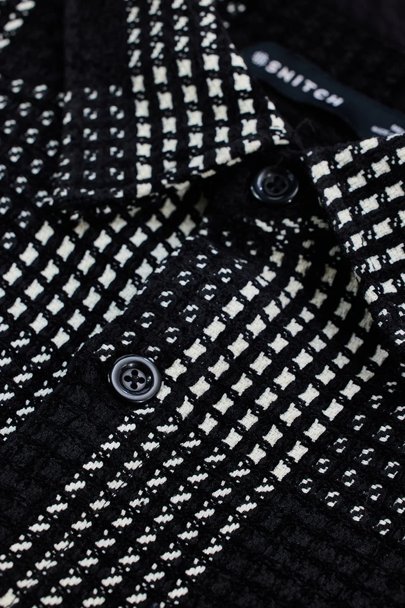 SNITCH قميص كاروهات أسود بقصة مريحة