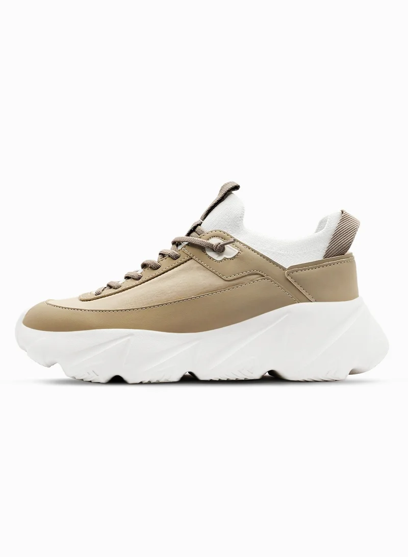 BR Crossway Nylon Running Sneaker