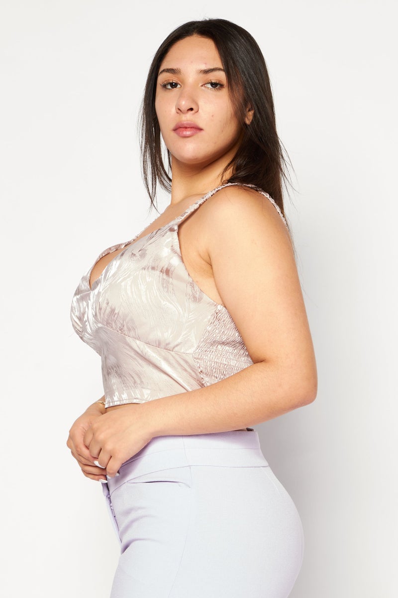 Sage The Label بلوزة نسائية بدون أكمام بتصميم V، بيج - Image 3