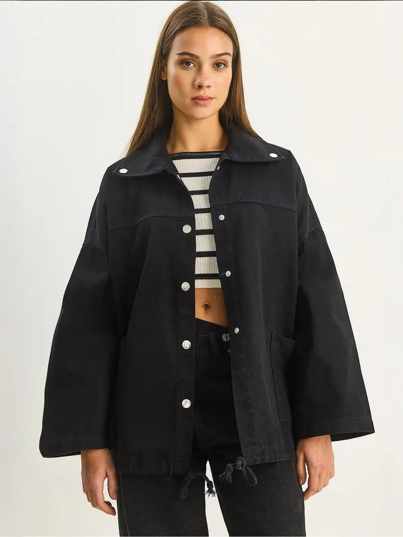 بيانكو لوتشي جاكيت جينز واسع بأزرار من لوكسي