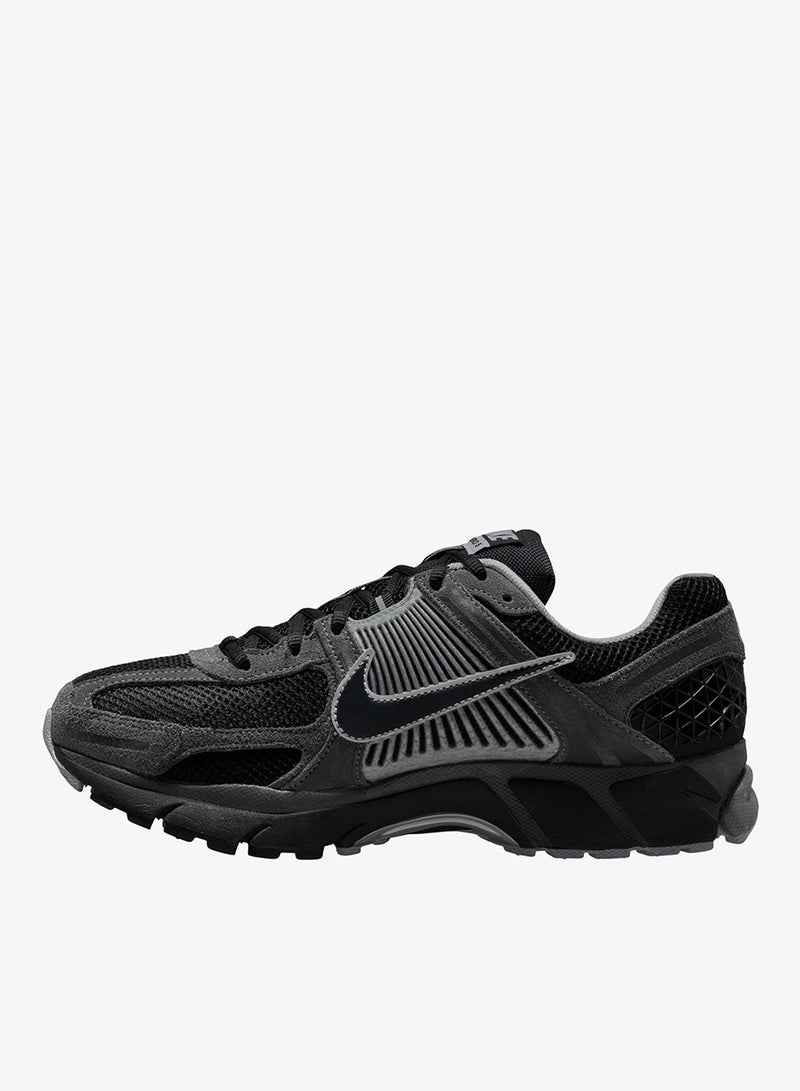 Nike Zoom Vomero 5 Sde - Image 2