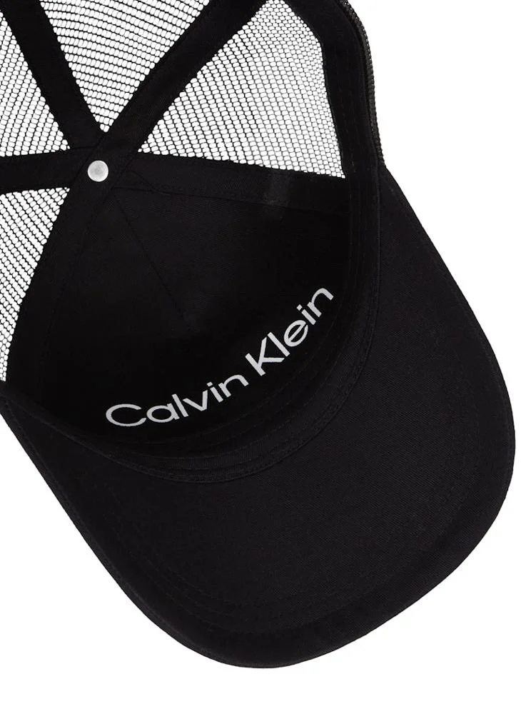 كالفن كلاين Monogram Trucker