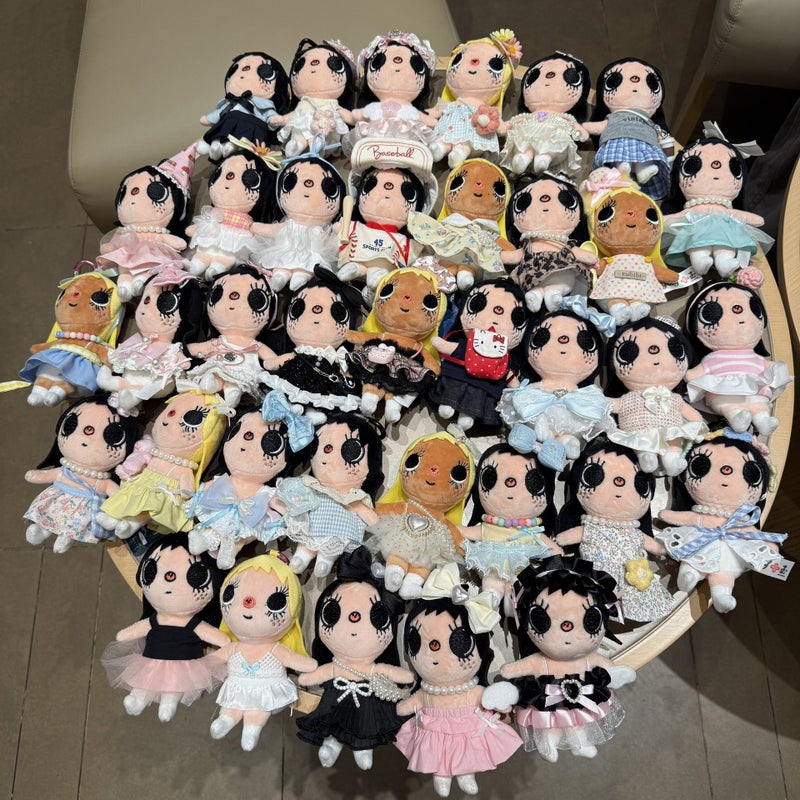 Xiao Yu 15cm Plush Doll with Outfit and Keychain - Image 2
