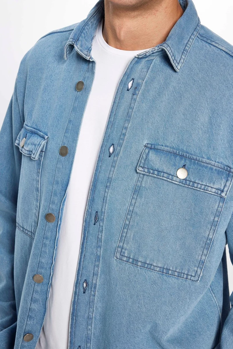 Tudors Oversize Denim Double Pocket Flap Snap Fasten Men's Jeans Shirt