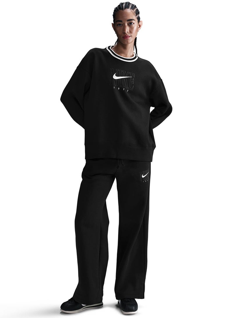 Nike Nsw Phoenix Fleece Oversized Sweatshirt  - Image 3