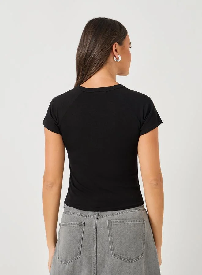 Styli Styli Plain Short Sleeve Fitted T-Shirt