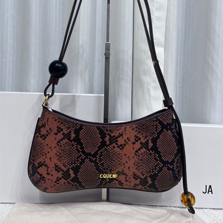 With Box Quemu High-End Mobile Phone Bag Niche Design Shoulder Bag Armpit Bag Baguette Bag Crossbody Bag Women'S Bag - Image 1
