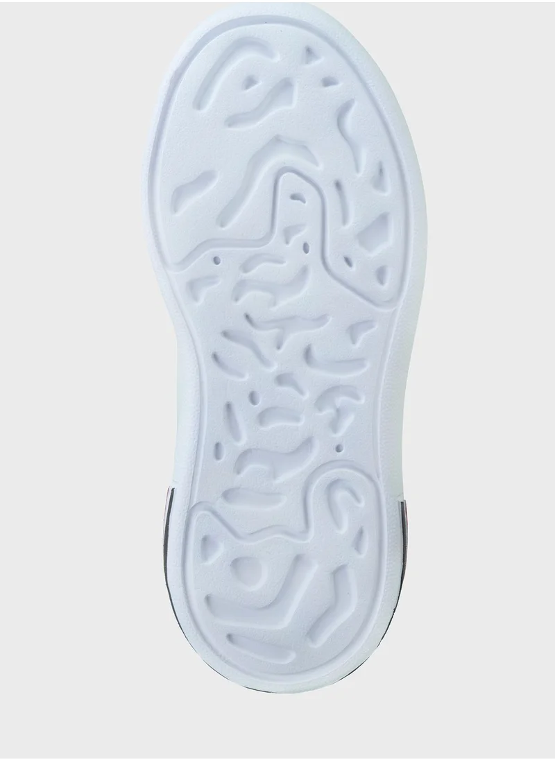 JUST KIDS BRANDS Kids Harrison Sneakers