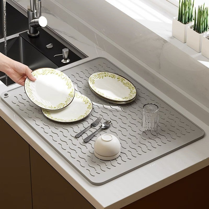 Silicone Kitchen Mat High-Temperature Resistant Waterproof - Slip-Resistant Dining Table Placemat for Children - Image 2