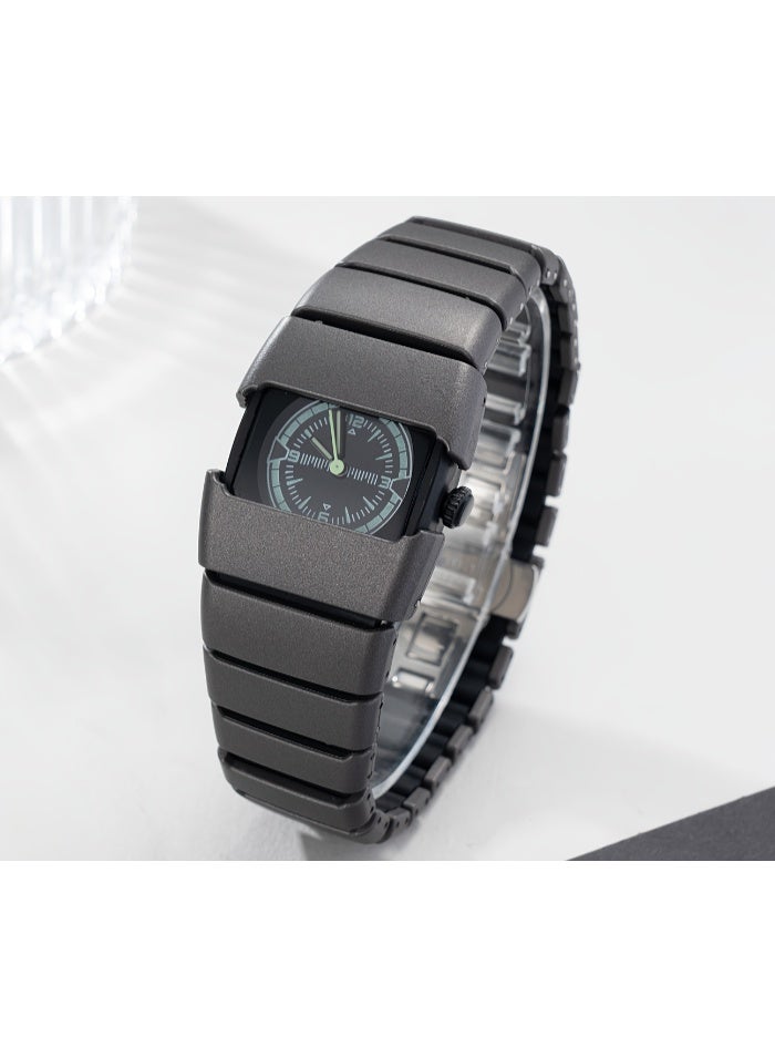 ساعة يد أنالوج أنيقة للرجال بتصميم مربع فريد وسوار أسود متين - Image 4