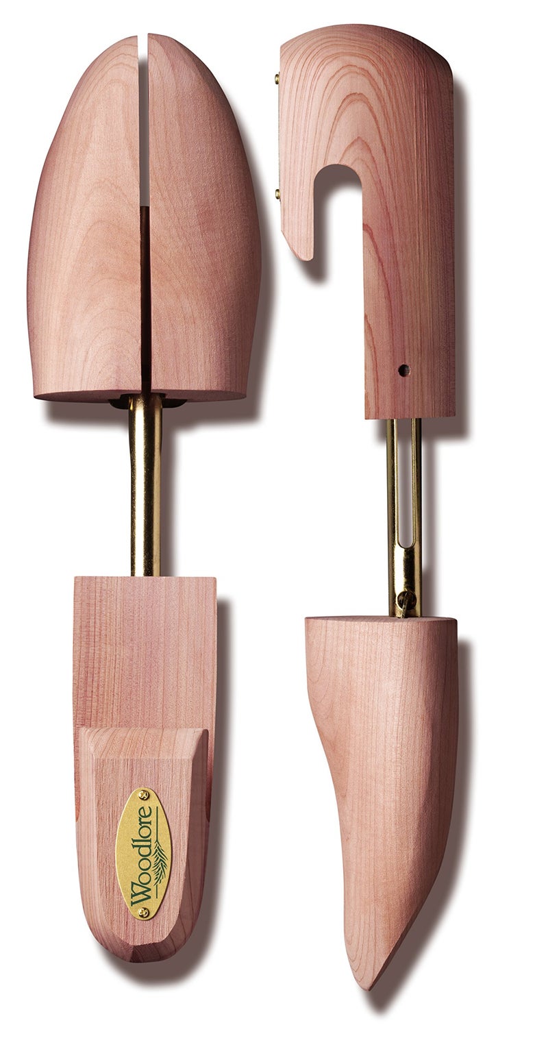 Allen Edmonds Woodlore Shoe Trees for Men 2-Pack Men's Combination Aromatic Red Cedar Shoe Trees (for Two Pairs of Shoes) Made in The USA (Medium / 9-10, Cedar) - Image 3