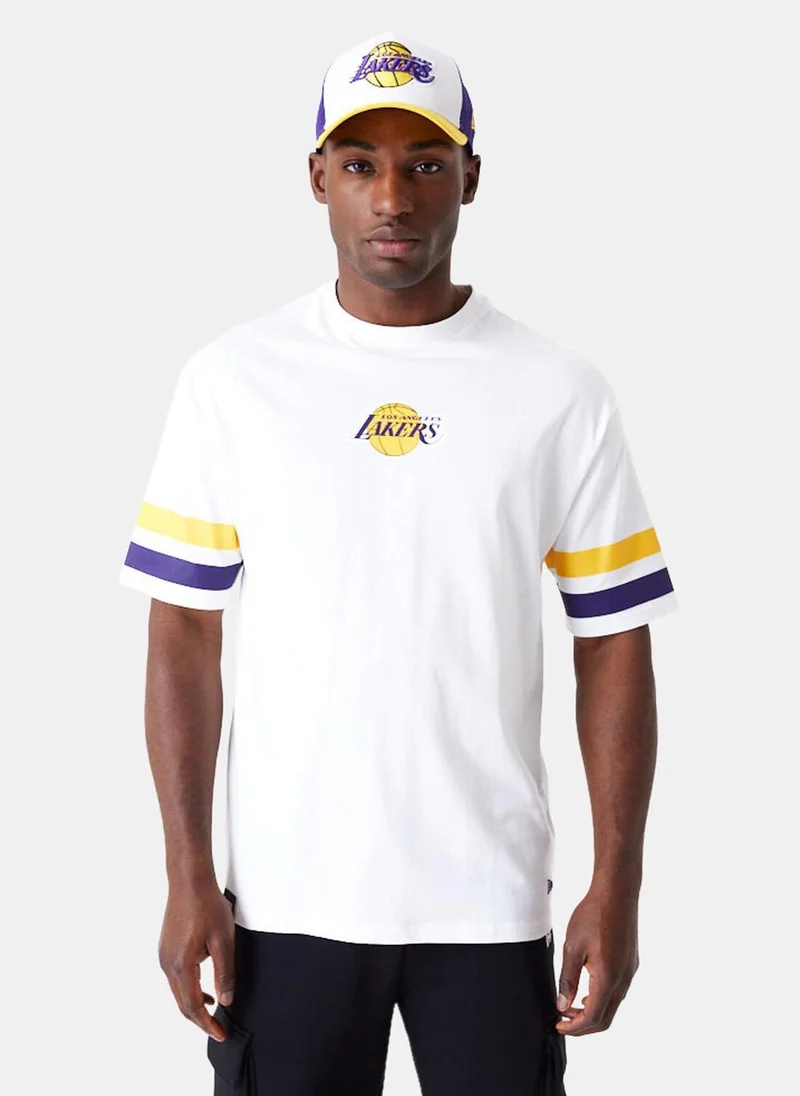 نيو ايرا Men's NBA Los Angeles Lakers Arch Graphic T-Shirt