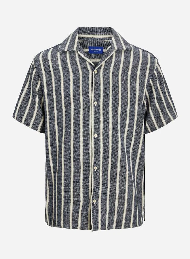 جاك اند جونز قميص جاك آند جونز مخطط بياقة منتجع بقصة عادية