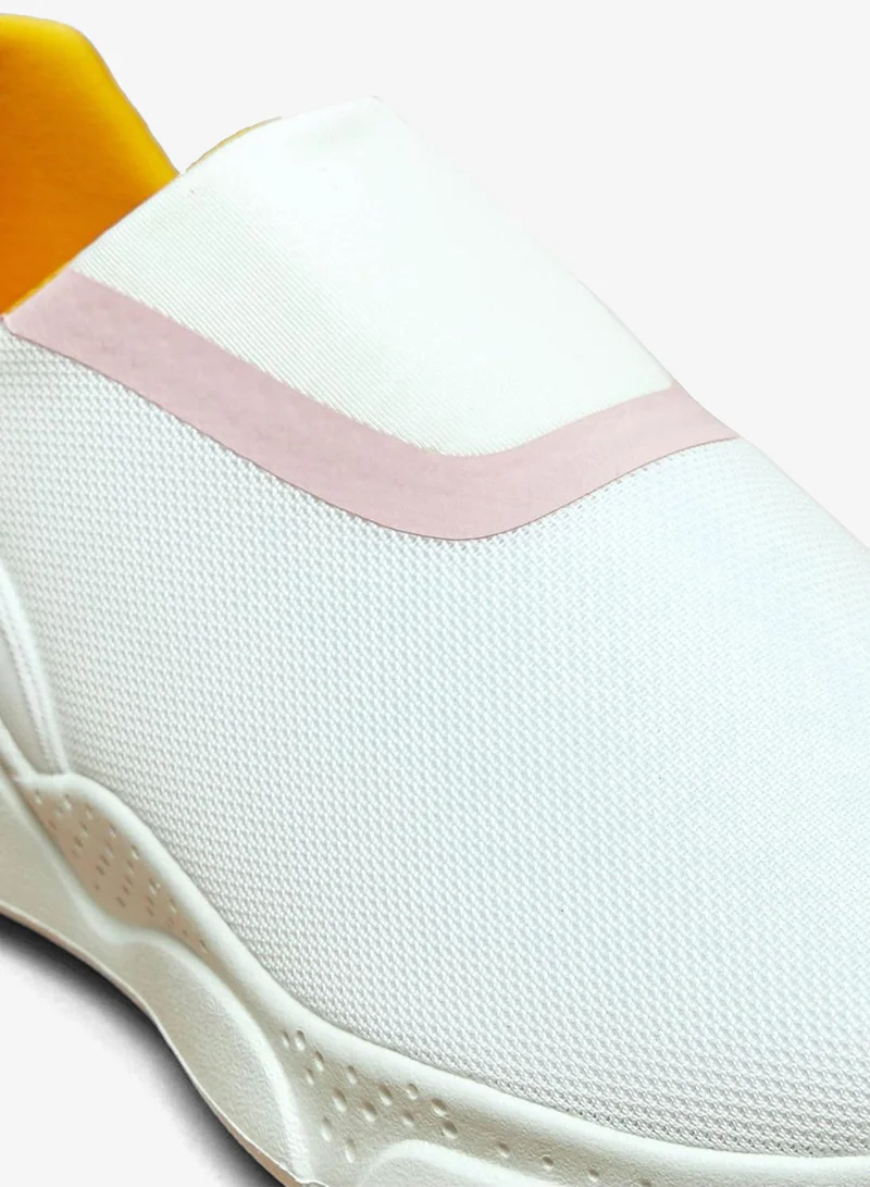 Dash Close Toe Flat Slip Ons