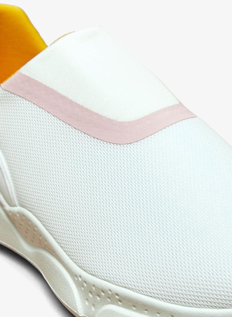 Dash Close Toe Flat Slip Ons - Image 4