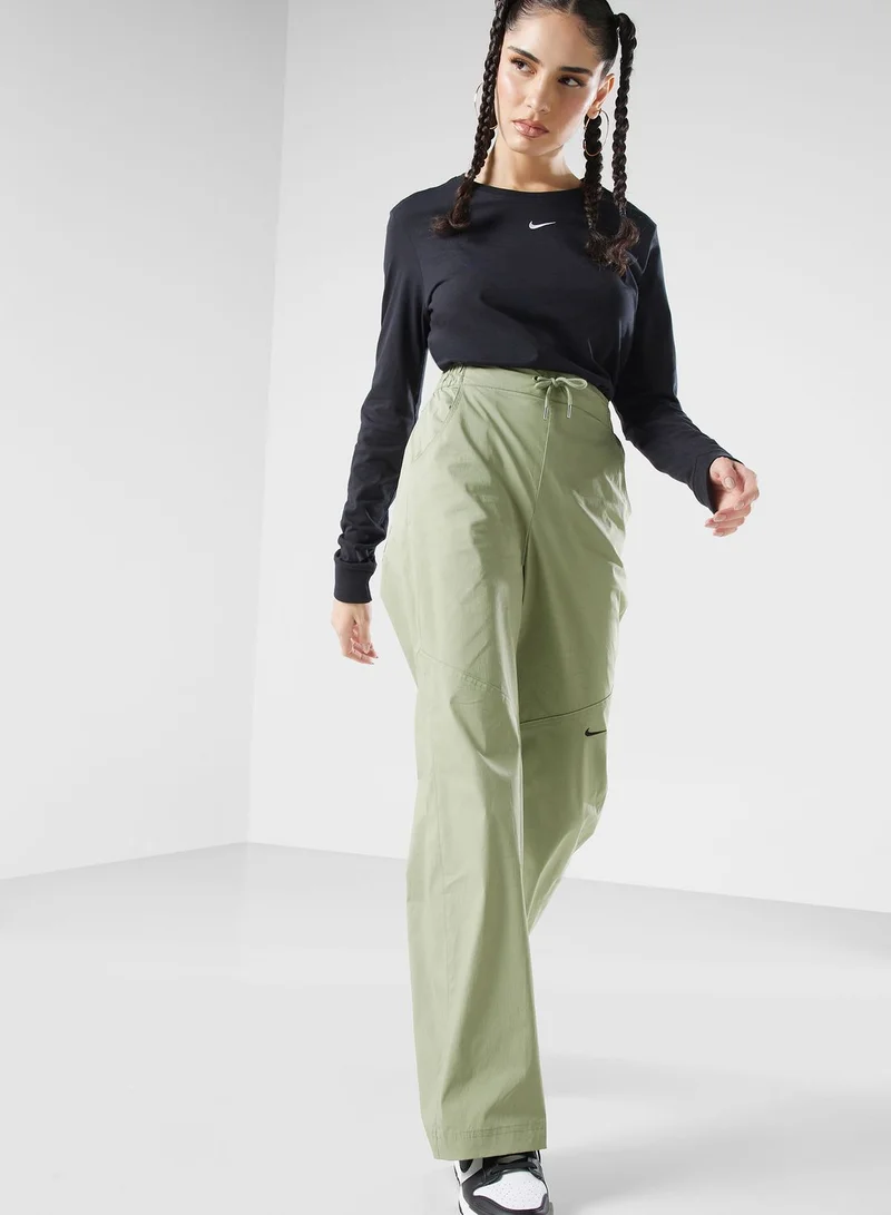 Nike Essential Pants