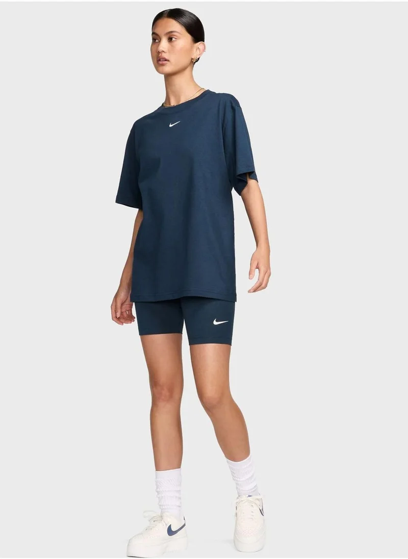 نايكي 8In Nsw Classic High Rise Shorts