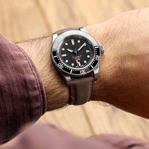 WatchGecko Whitby Vintage Padded Leather QR Watch Strap [Chestnut Brown, 20mm] - Image 3