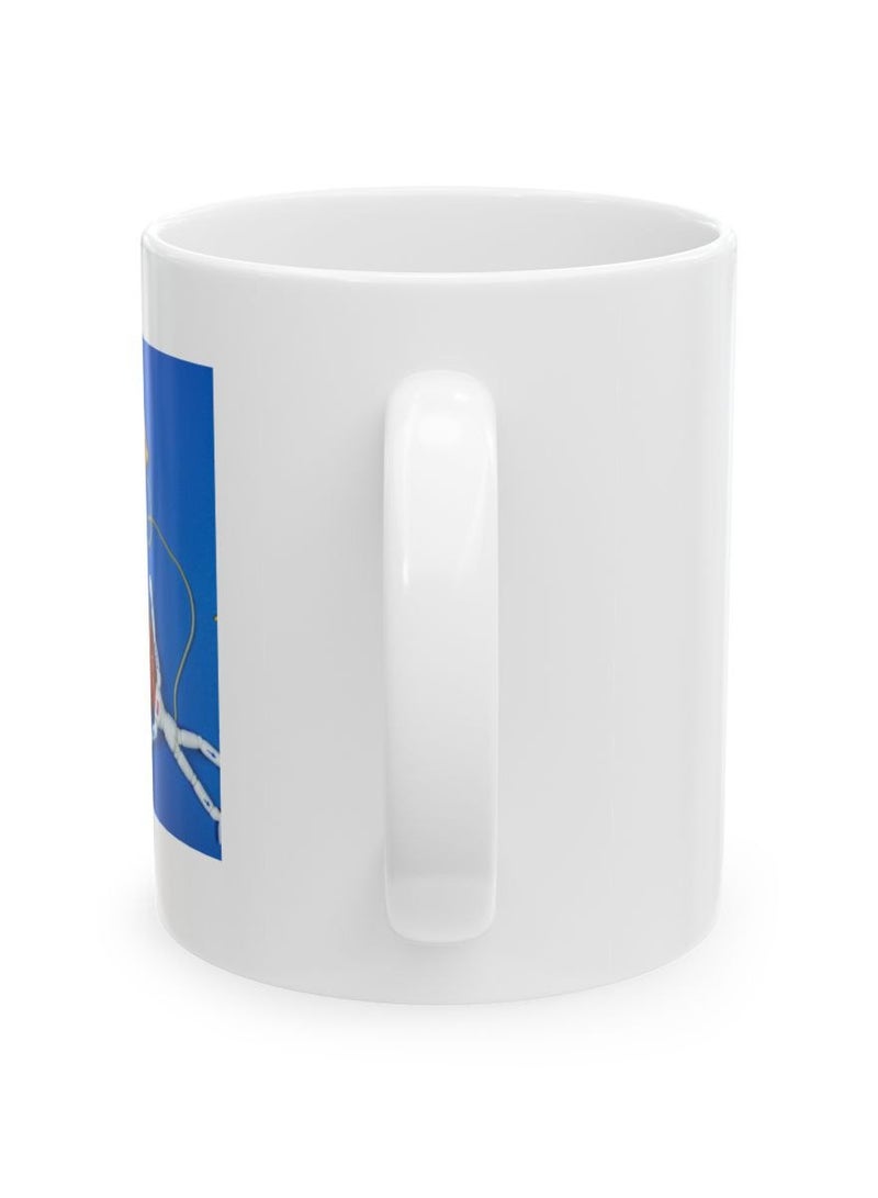 Mug printed with a picture of a slice of pizza  - Image 3