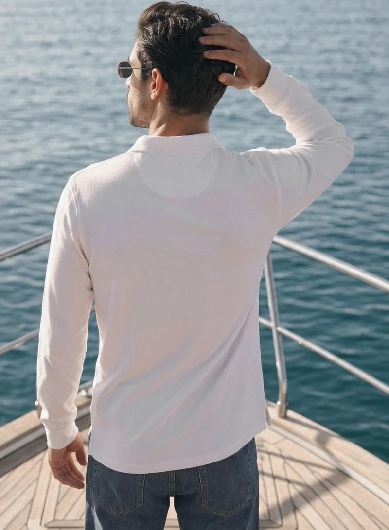 دينيس لينغو Men White Cotton Blend Solid Regular T-Shirt