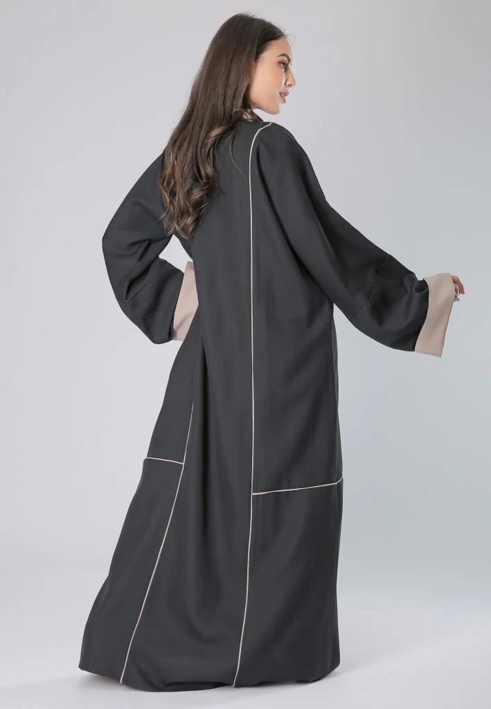 Moistreet  Contrast Piping Abaya for Women | Best Price UAE