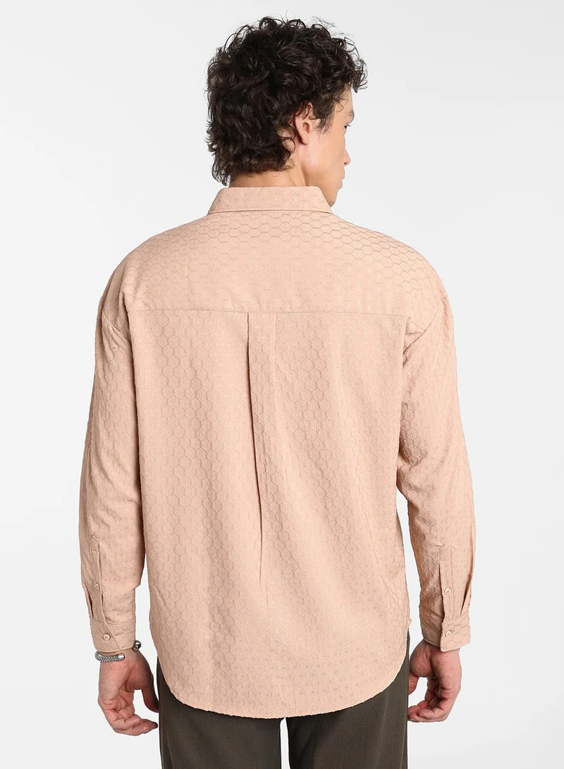 كامبوس سوترا Men's Saltbox Beige Honeycomb-Textured Oversized Shirt