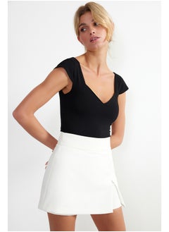 Black Sweetheart Neckline Fitted Cotton Stretch Knitted Blouse TWOSS24BZ00113