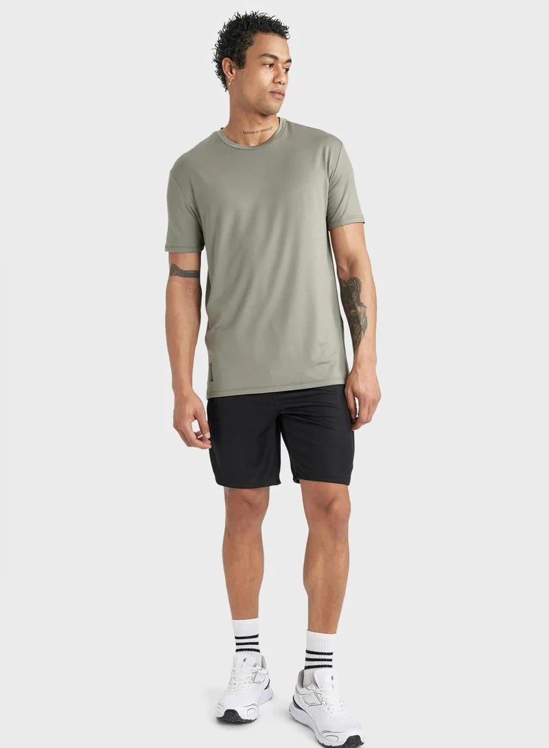 DeFacto  Defactofit Standard Fit Crew Neck Short Sleeve T-S for Men | Best Price UAE