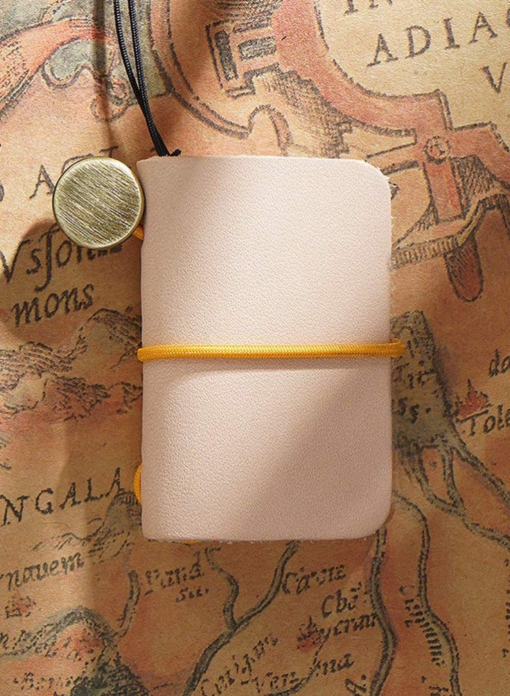 Retro Leather Mini Notepad - Creative Portable Notebook with Strap, Ideal for School and Office Use, Compact and Convenient for On-the-Go Note-Taking. - Image 3