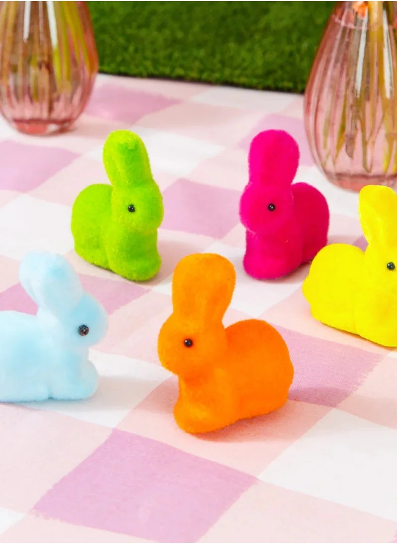 توكينج تيبلز Easter Bunny Table Decoration