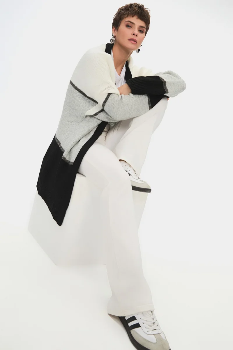 JUNE Women's Plain Cut Color Block Mid Length Knitwear Cardigan