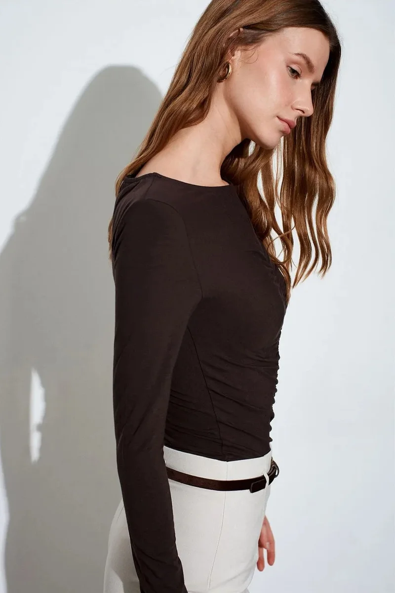 Dilvin Black DILVIN Slim Fit Boat Neck Long Sleeve Blouse for Women | Best Price UAE