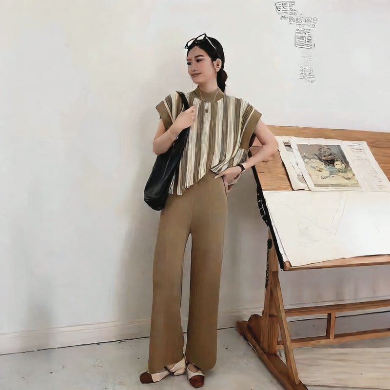 Fashion Knit Two-Piece Set with Striped Top and Casual Wide-Leg Pants - Image 2