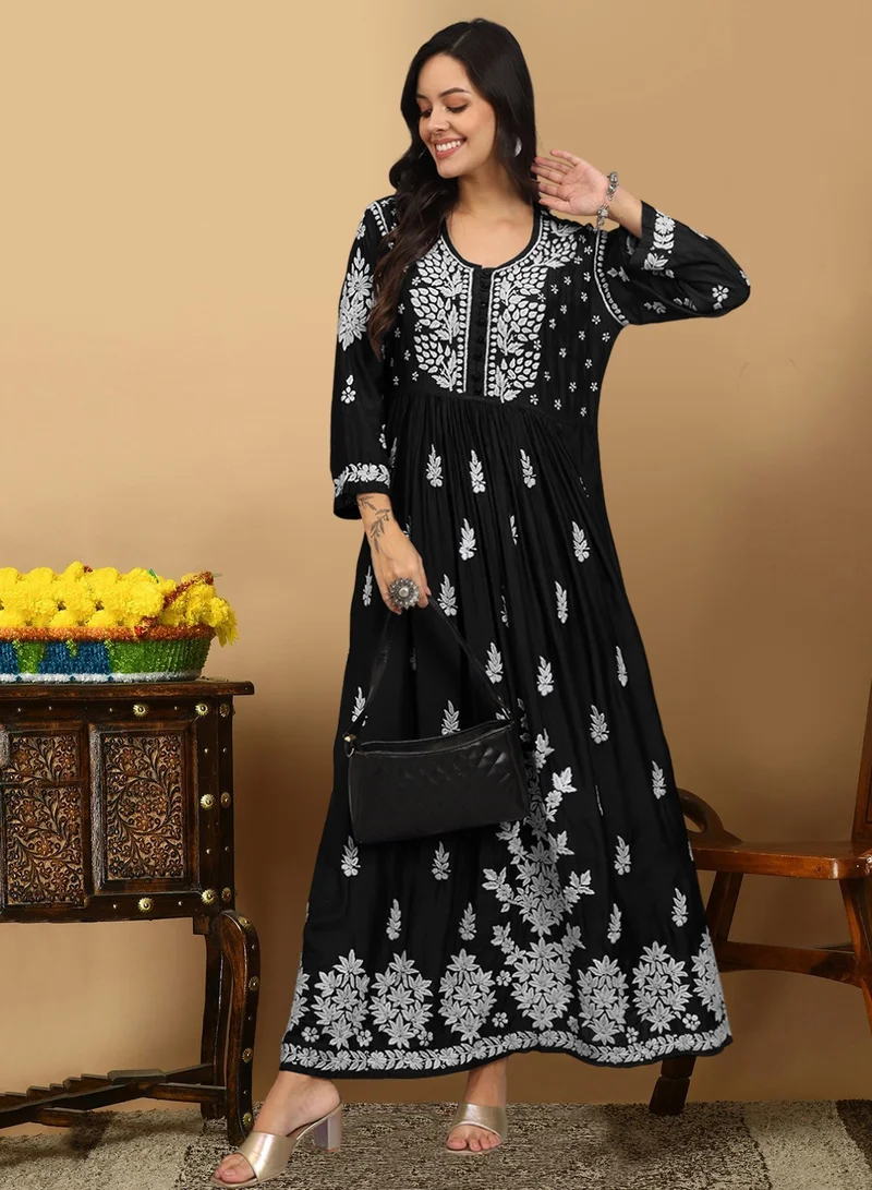 الايا جلابية شيكانكاري موسلين مطرزة يدوياً-AL4017
