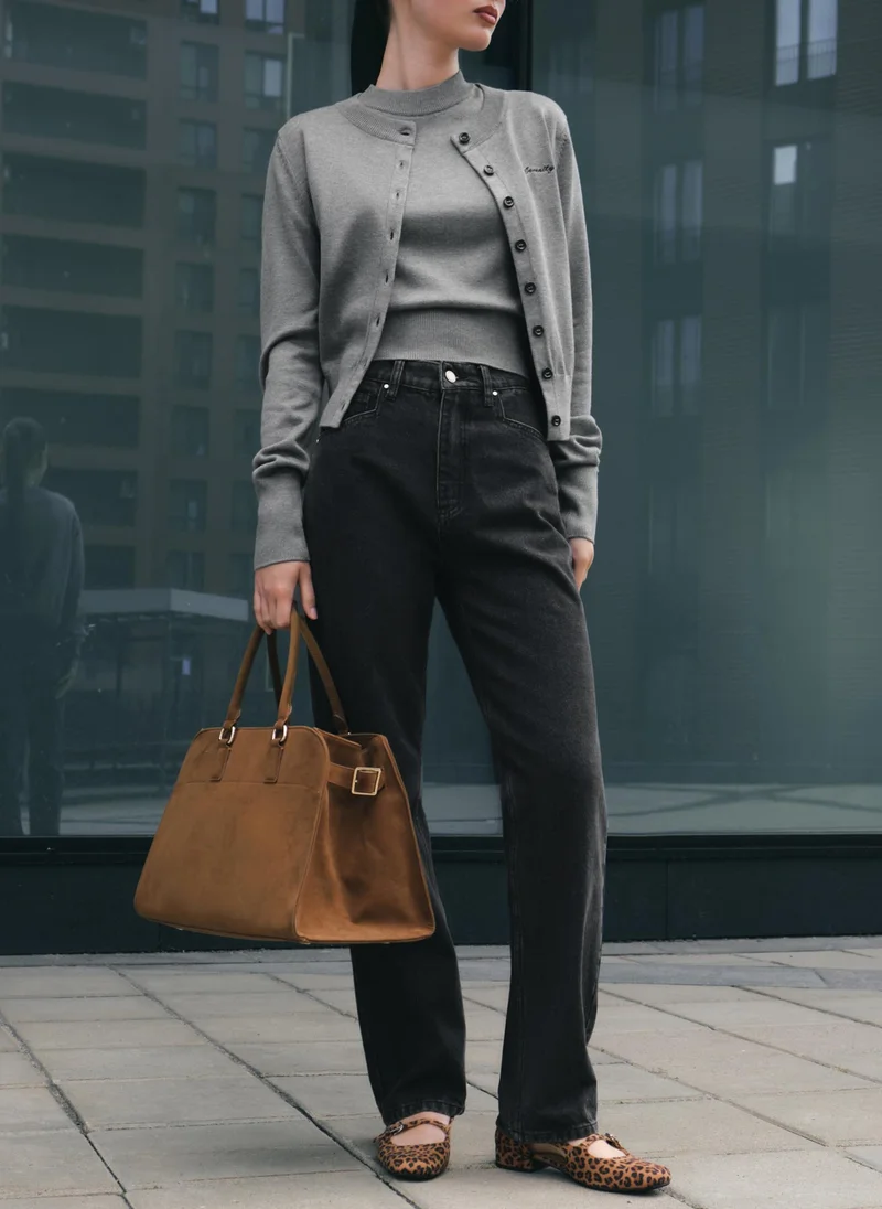 Lichi Knitted cardigan with chest embroidery