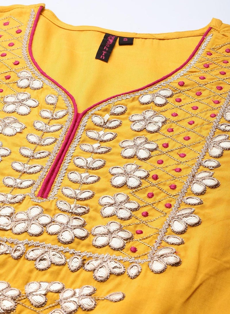 ISHIN Women'S Yellow 100% Cotton Self Design Full Length Palazzo Kurta Set - Image 2