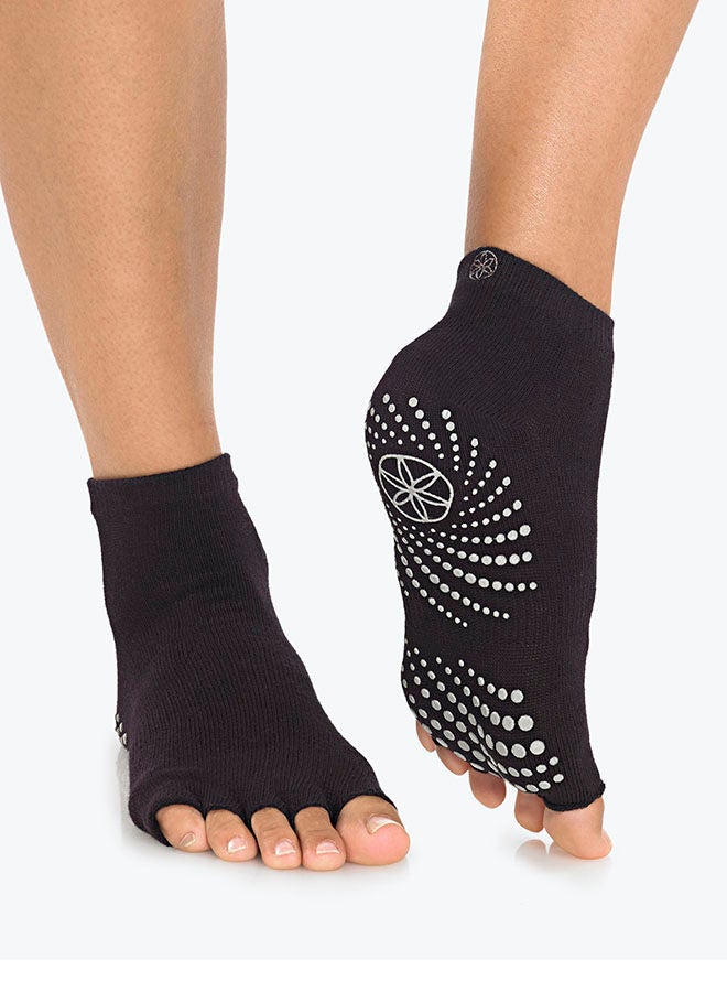 Gaiam Toeless Grippy Socks Black 2-Pack  - Image 4