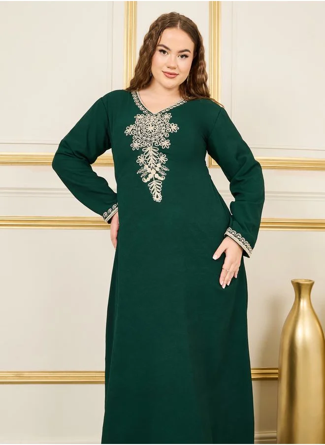 مكسيم كريشن Plus Handwork Thread Embroidered Jalabiya